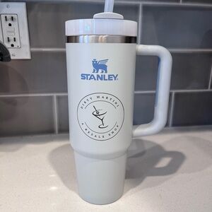 Stanley 30 oz Tumbler with handle color Fog